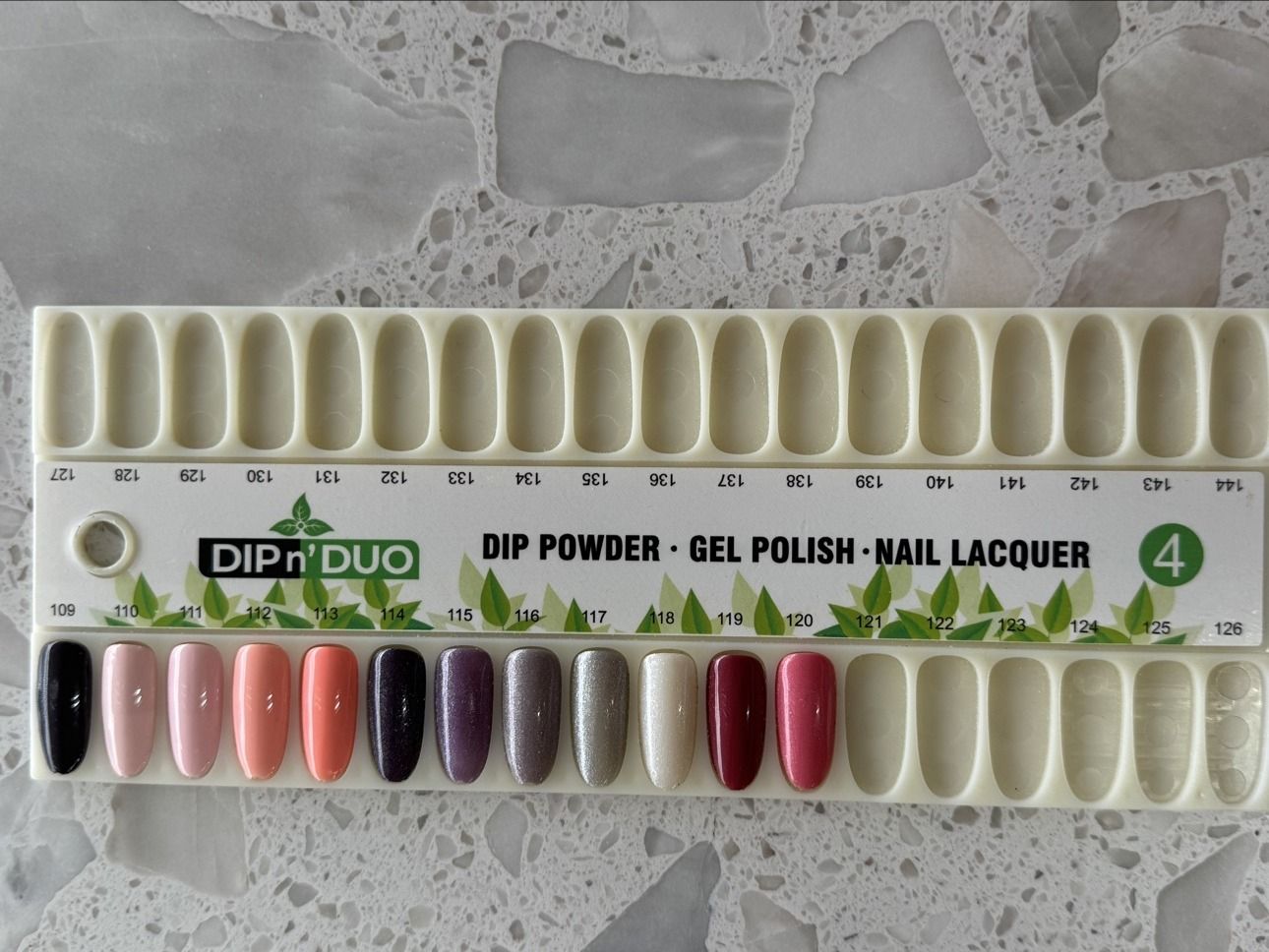 DIP n' DUO dip powder color chart — Stick 4, shades 109 to 144